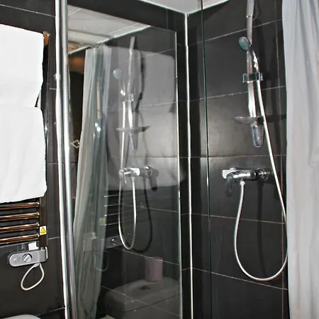 Studio Ours2 * Paris